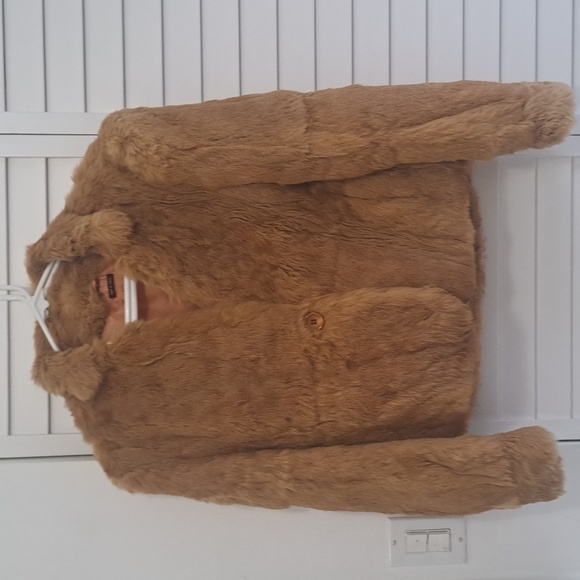 Beautiful Fake Fur Coat Medium - Picture 3 of 8